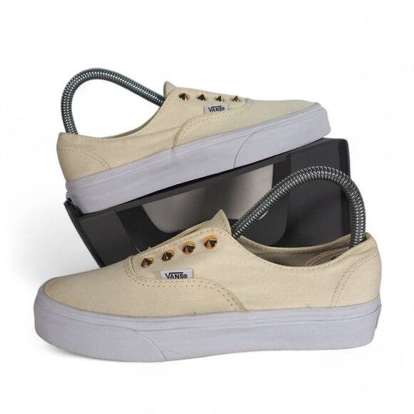 Vans Authentic Gore Studded Skate Shoes Cream / White Women's 7 - Picture 1 of 11